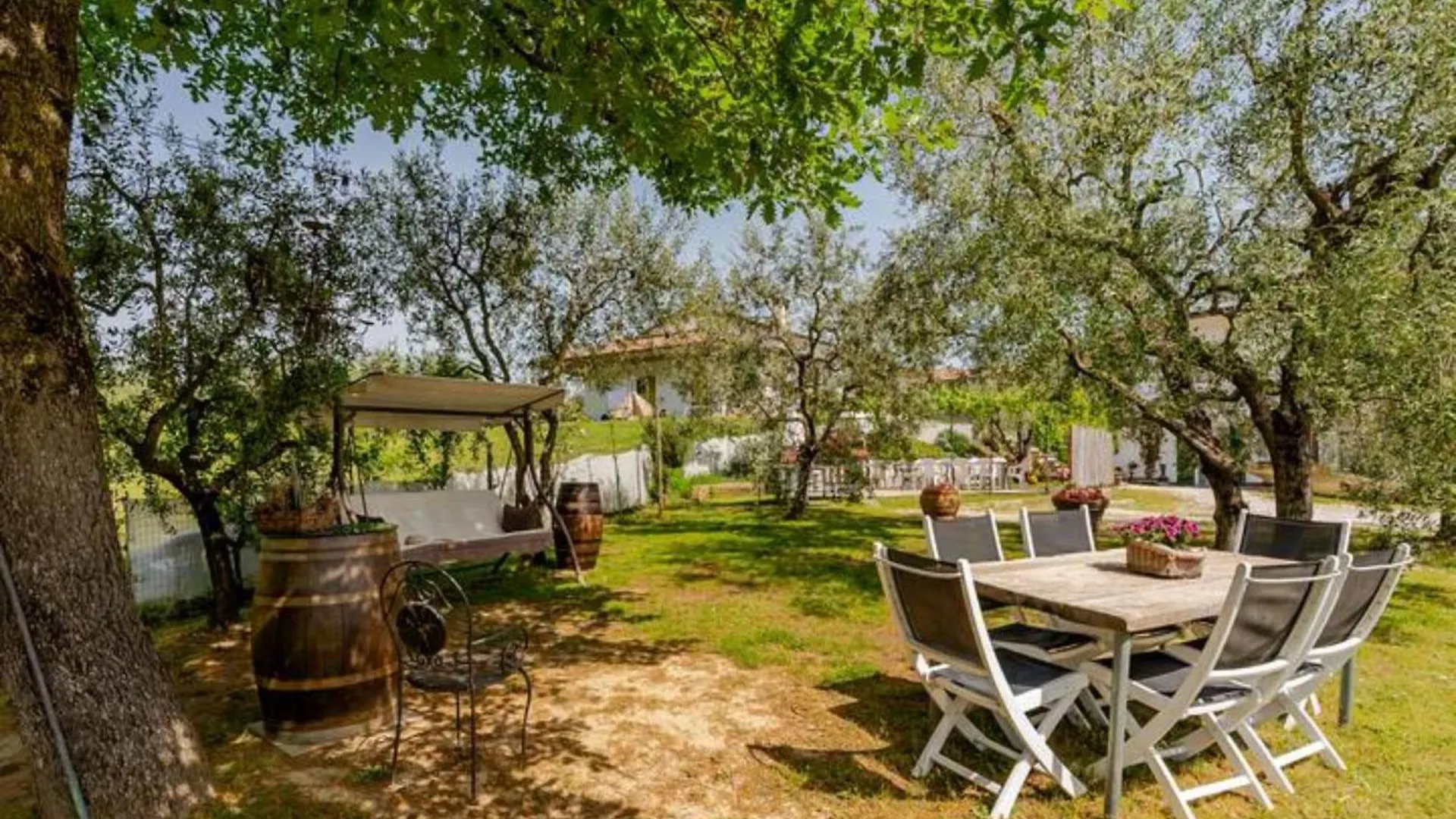 Appartamenti Le Cerbaie Lamporecchio Holiday home